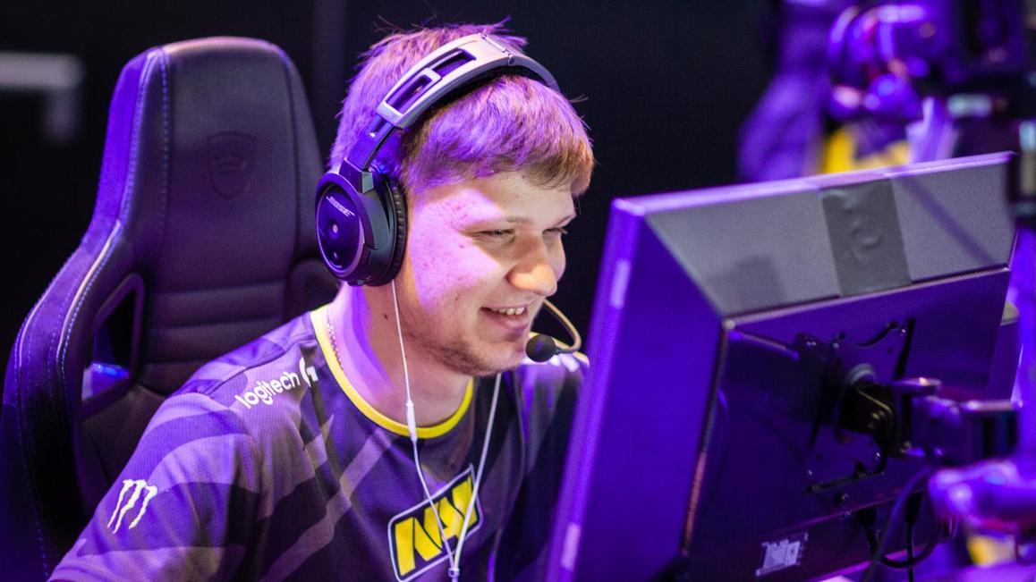 英雄联盟比赛：LPL各个战队需要感谢IG经理苏小洛？！