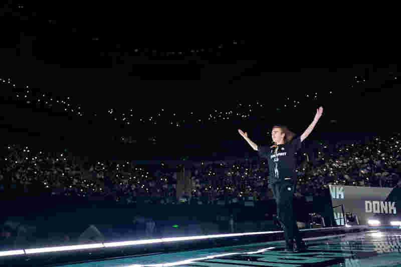 神香之剑展现出它的力量！ Shanks 和 Yongen 用三剑击杀 Scout ，扭转局势并 Anyone's Legend 取得比赛点